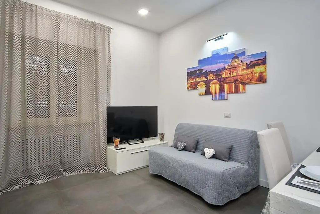 New! Roman Best Stay Apartment